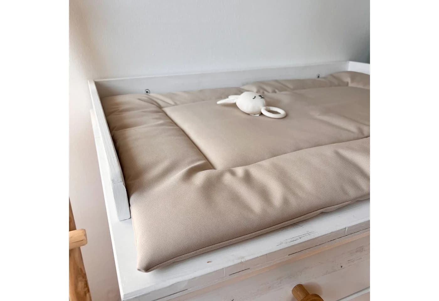 LittleANTunique Wickelauflage Beige Handgemacht Abwischbar