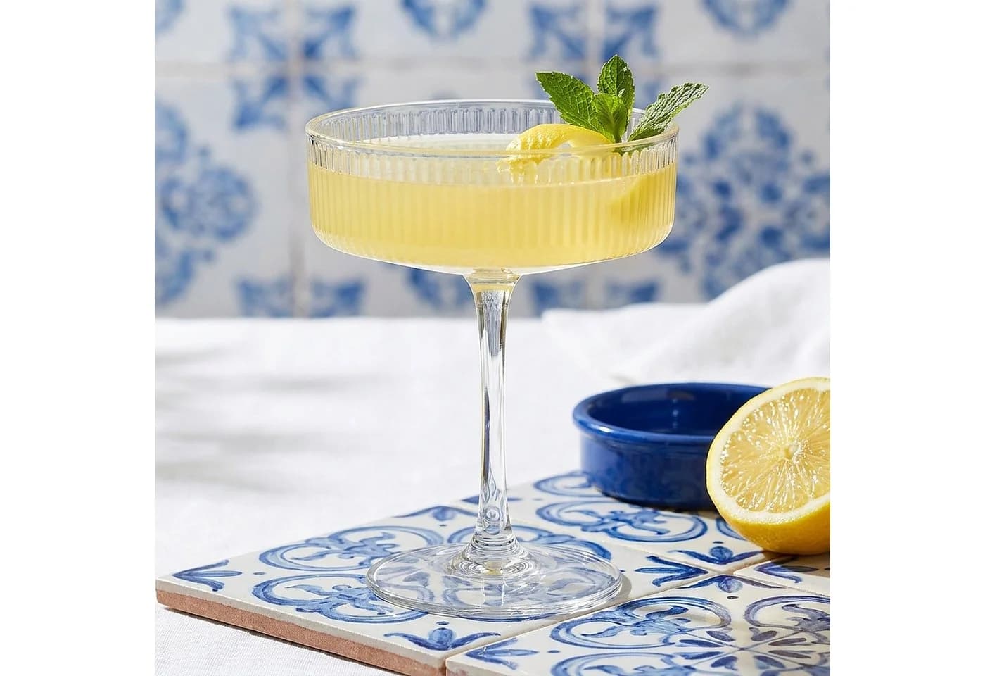 DAL CERO Gläser-Set BIANCO & COBALT Cocktailgläser geriffelt - Bild 5