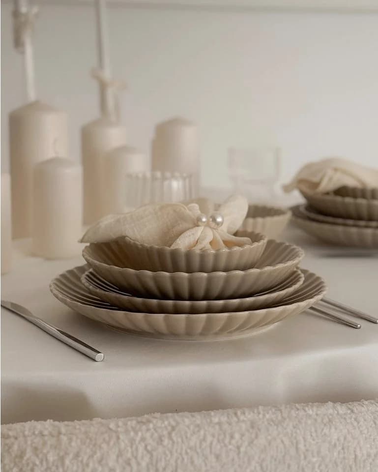 EKA Geschirr-Set Lotus Beige Flower Teller-Set 24-tlg. Porzellan Beige - Bild 3
