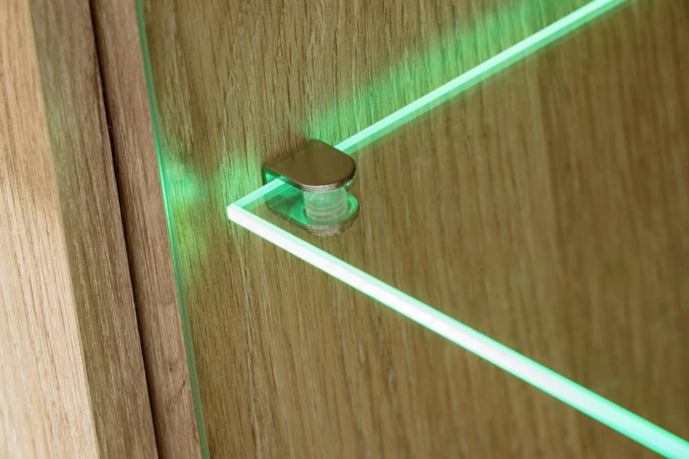 Inn.Furn Wohnwand Cathlyn Eiche Kaschmir mit Ethanol Kamin und LED - Bild 5