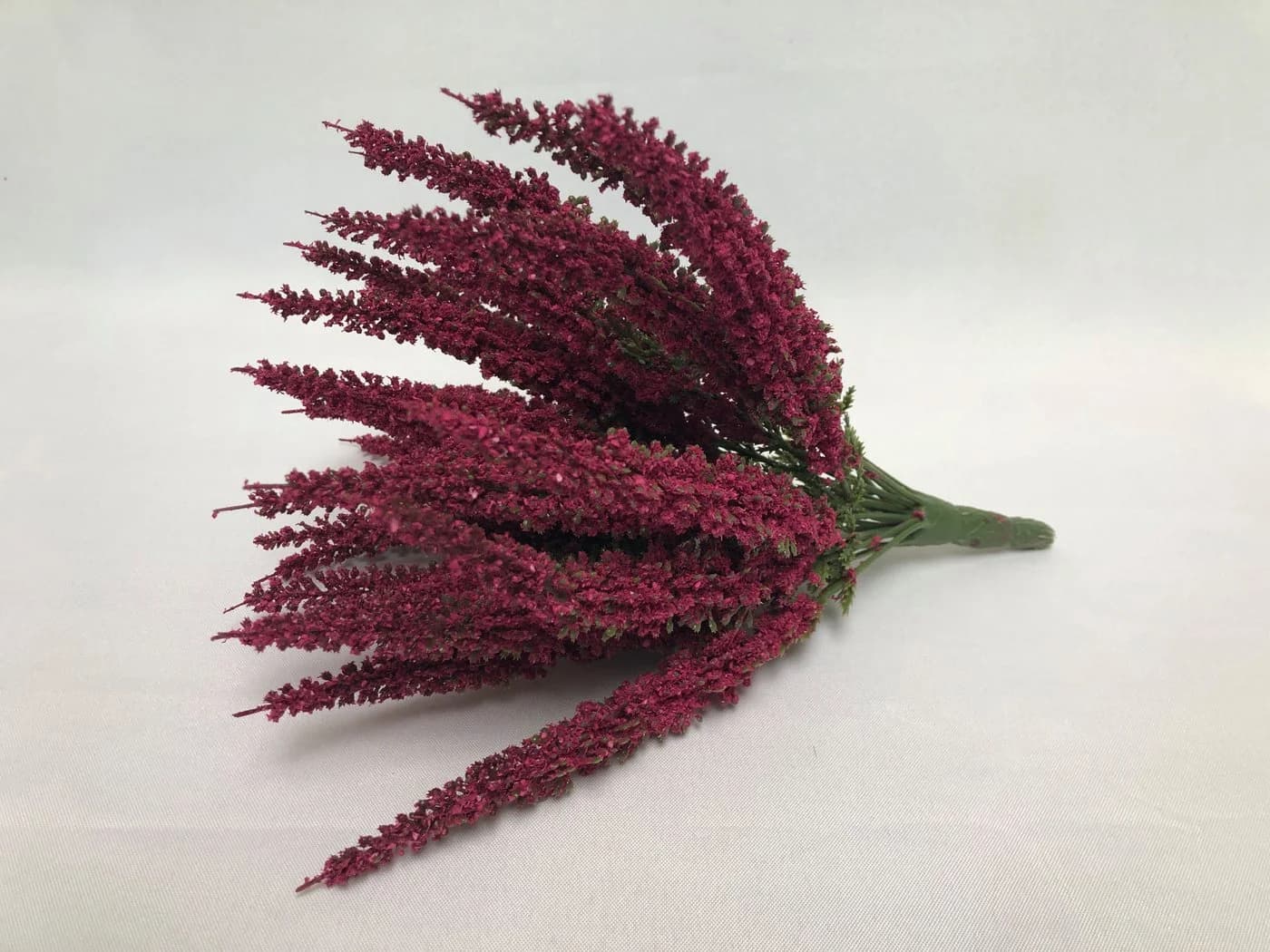 mucPlants Kunstblume Erika Calluna 28cm mit 24 Blütenstielen Rot - Bild 2