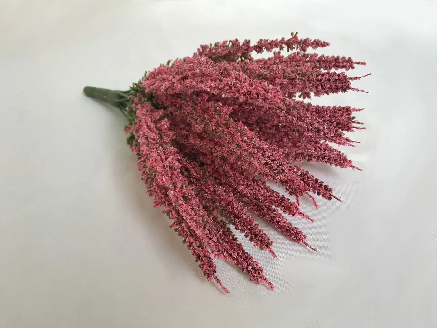 mucPlants Kunstblume Erika Calluna 28cm Rosa mit Steckstab