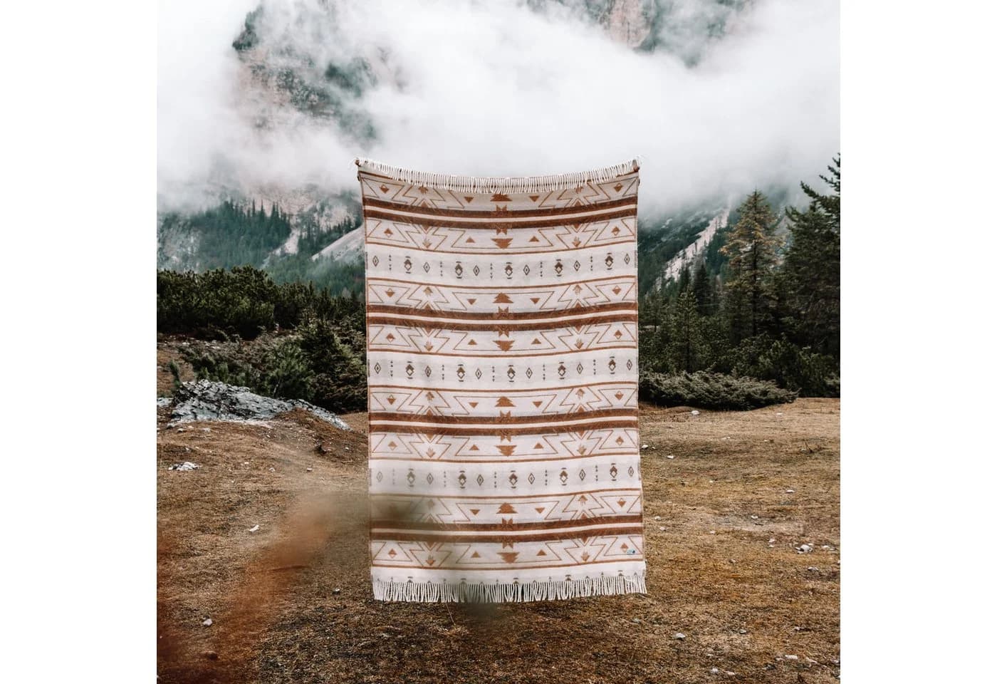 Steppenwolle SONORA Wolldecke: Ethno Design mit Zickzack-Mustern - Bild 2