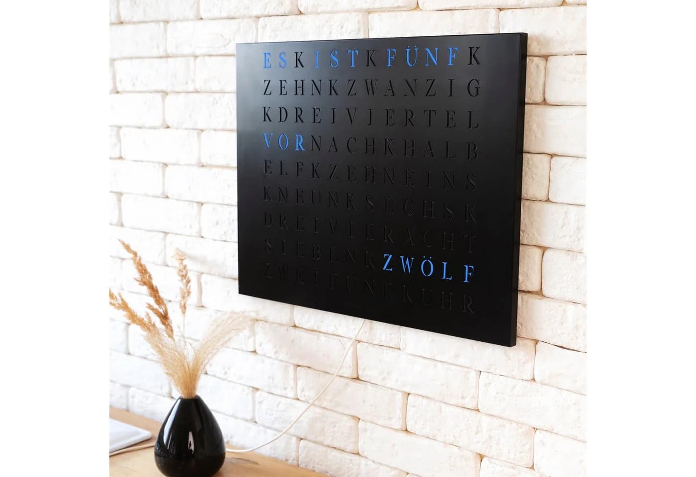 build-yours.de LED Wortuhr Jupiter - Smarte WordClock mit 16 Mio. Farben & WLAN - Bild 5