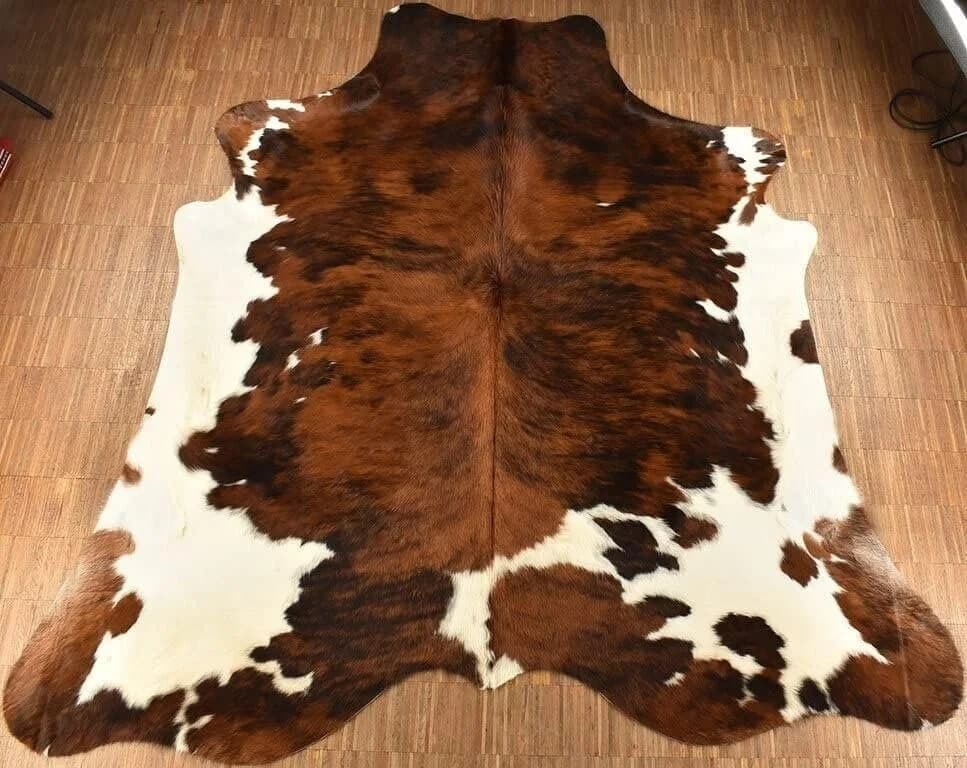KUHFELL online & NOMAD Tricolor Kuhfell Teppich Normandie Braun Schwarz Weiß