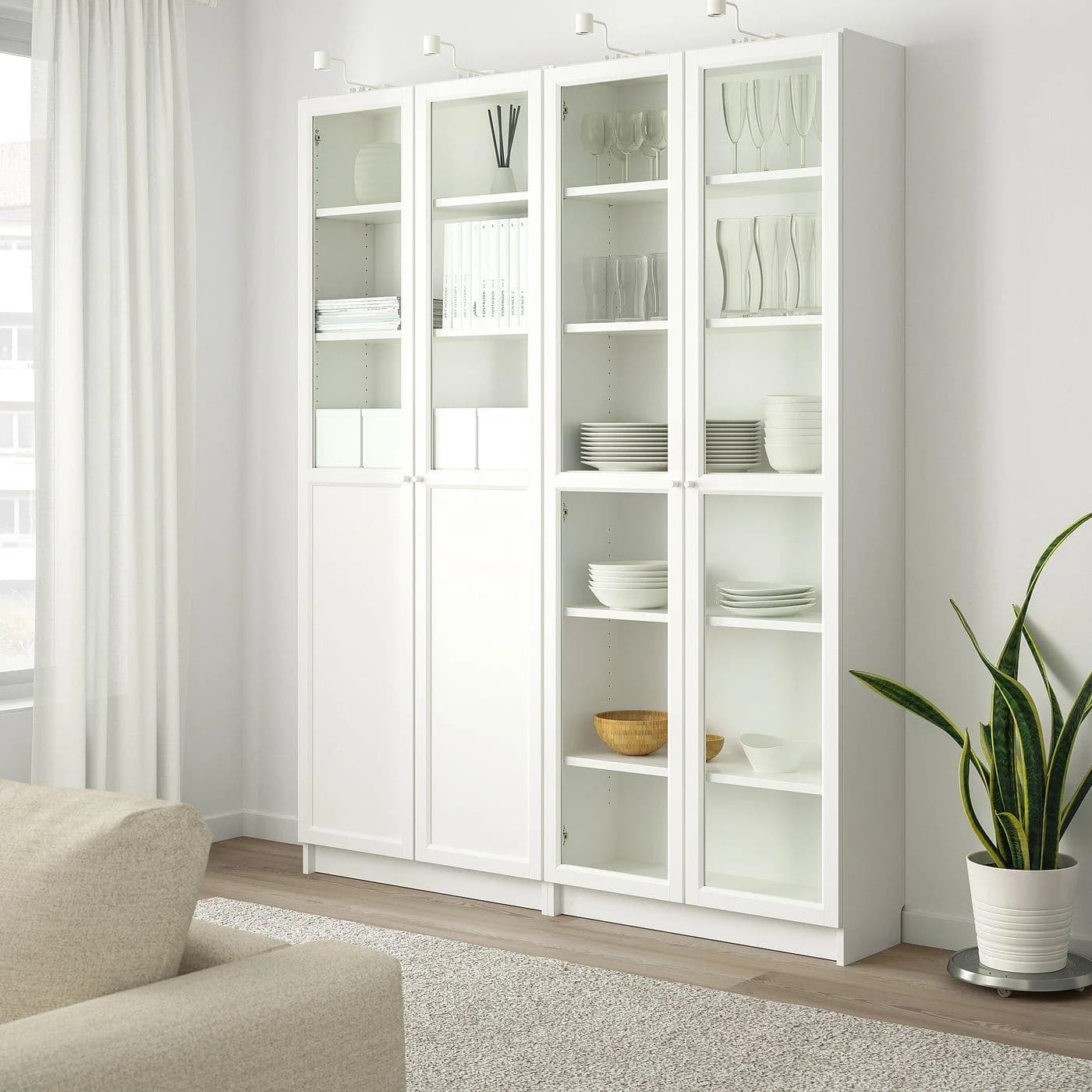 IKEA BILLY / OXBERG Bücherregal mit Paneel-/Vitrtüren Weiß Glas