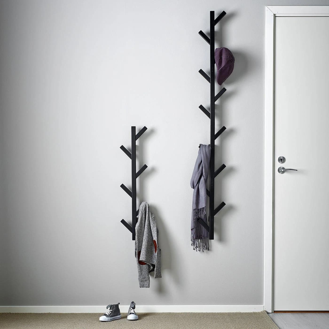 IKEA TJUSIG Aufhänger Schwarz Massivholz