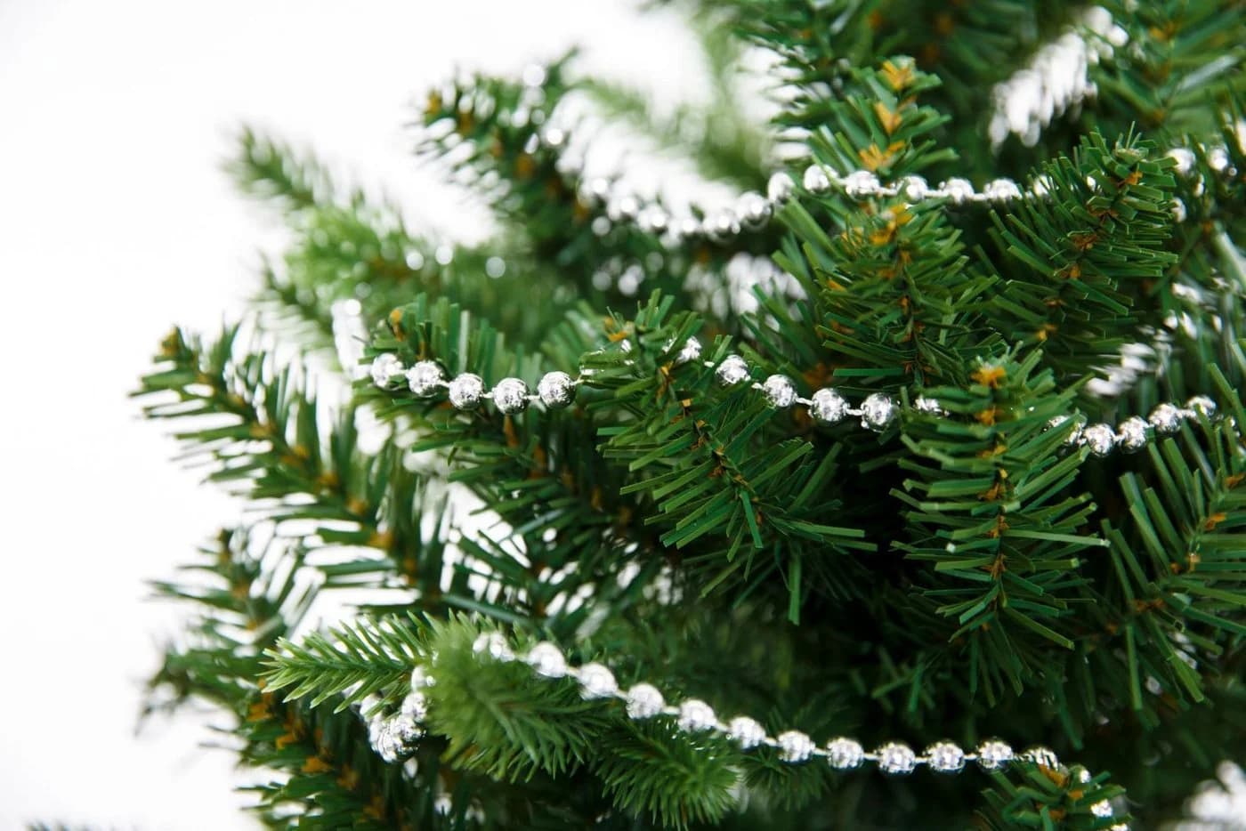 Trend Line Christbaumschmuck Perlenkette Silber 10m