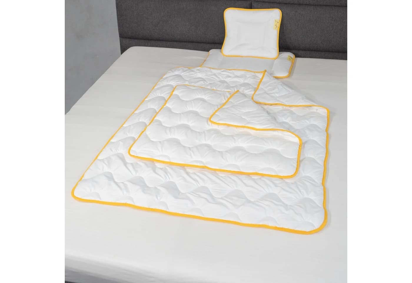 Traumschloss Babybettdecke Mono Faser 80x80 cm - Bild 5