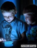LA CUTE 3D LED Nachtlicht Fußballspieler Nr. 10 Bunt RGB Bild 3