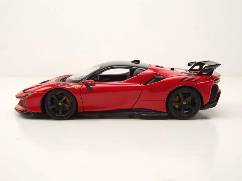 Ferrari SP90 XX Stradale Modellauto - Bild 3