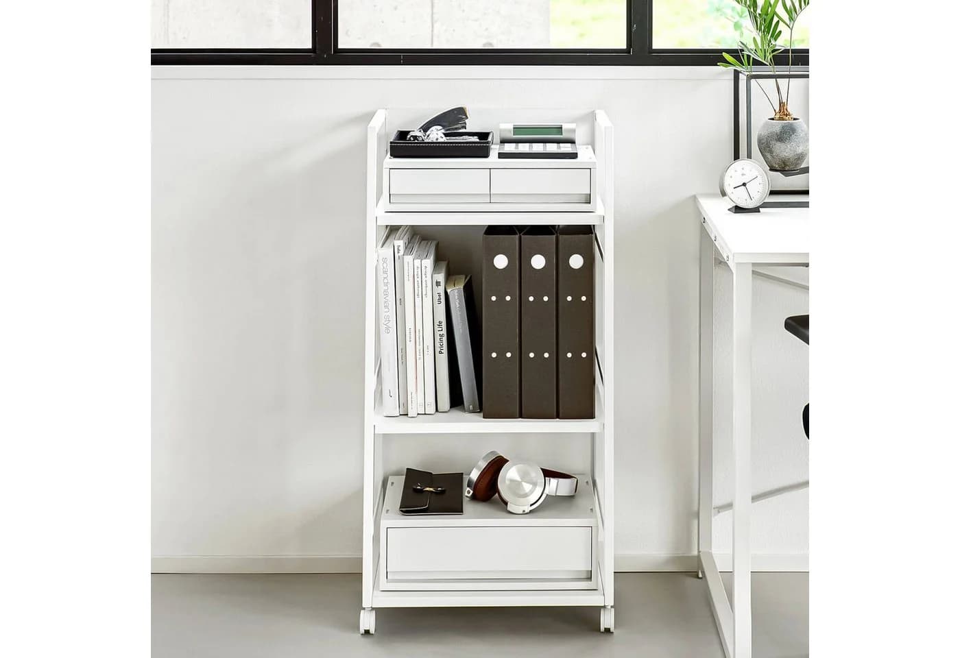 Yamazaki Regal Tower Aufbewahrungswagen 3 Ebenen Weiß mit Rollen - Bild 2