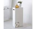 Yamazaki Toilettenpapierhalter Tower Weiß - Aufbewahrung für 8 Rollen mit Ablage Bild 2