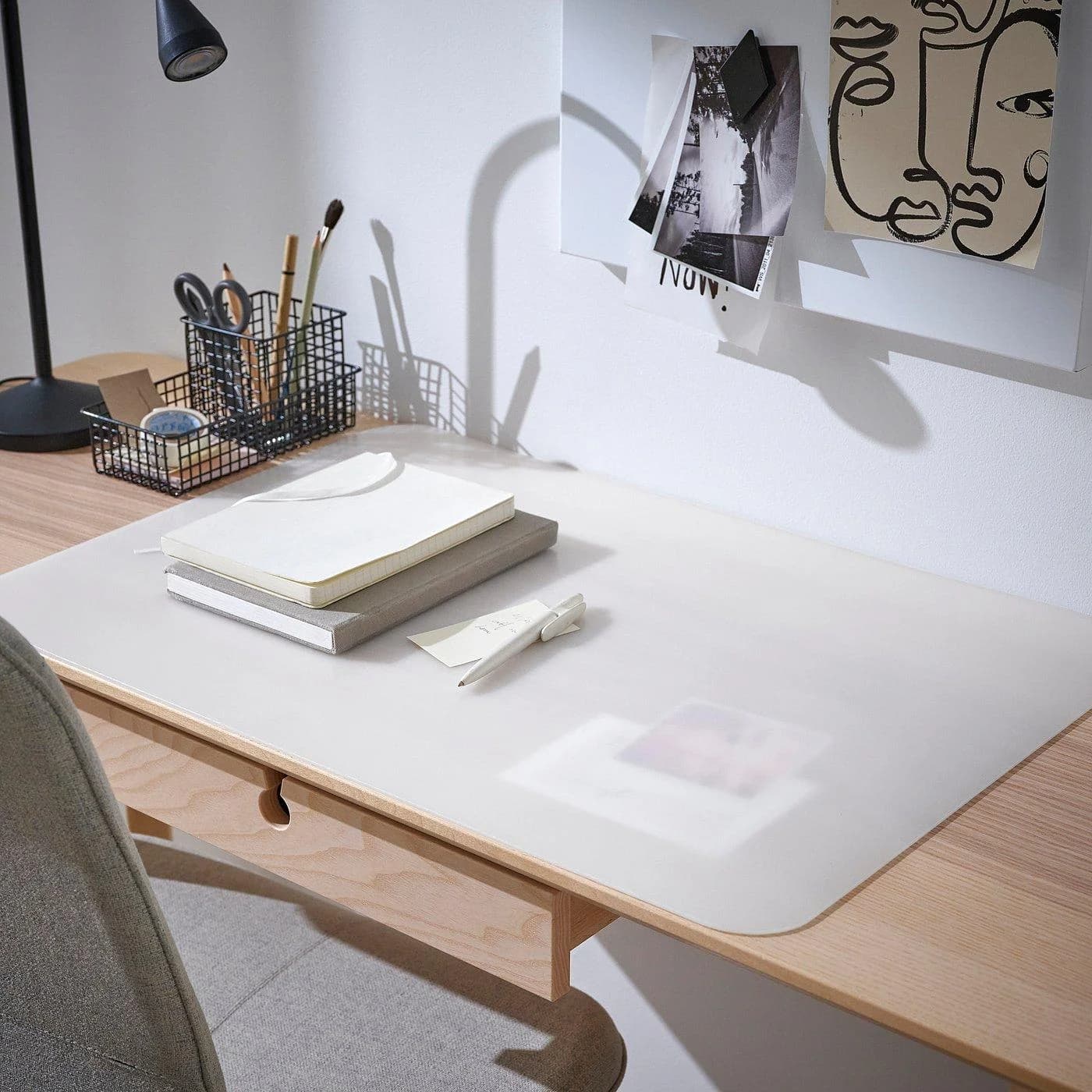 IKEA PLÖJA Schreibunterlage Transparent/Weiß