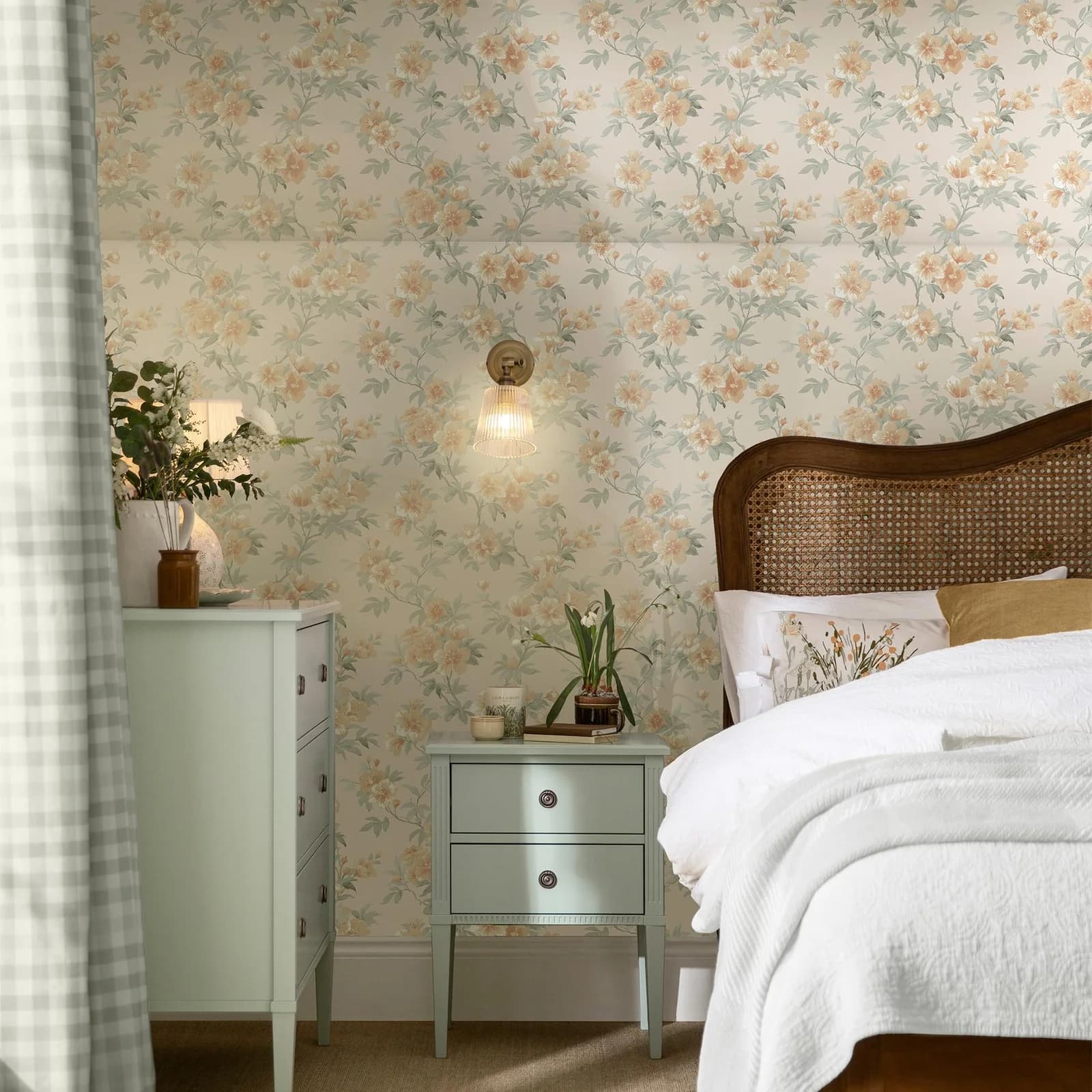 Laura Ashley Vliestapete Rosamund Apricot Orange Blumen
