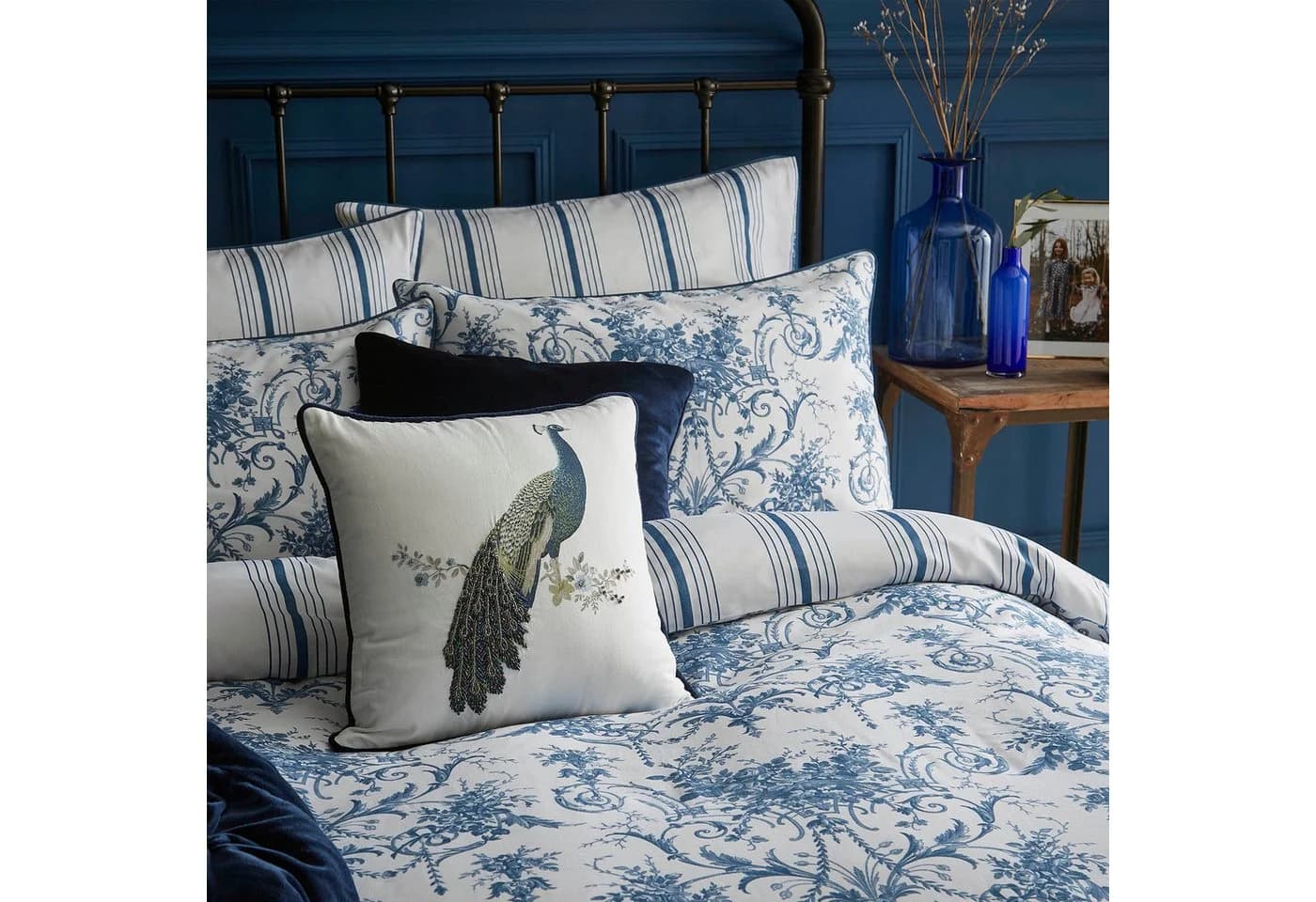 Laura Ashley Wendebettwäsche Tuileries Midnight 3-tlg. Satin - Bild 5