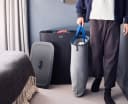 Joseph Joseph Wäschekorb Tota Trio 90L Schwarz 3x30L Tragetaschen Bild 5