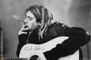 Close Up Poster Nirvana Kurt Cobain Rauchend Gitarre Retro Bild 2