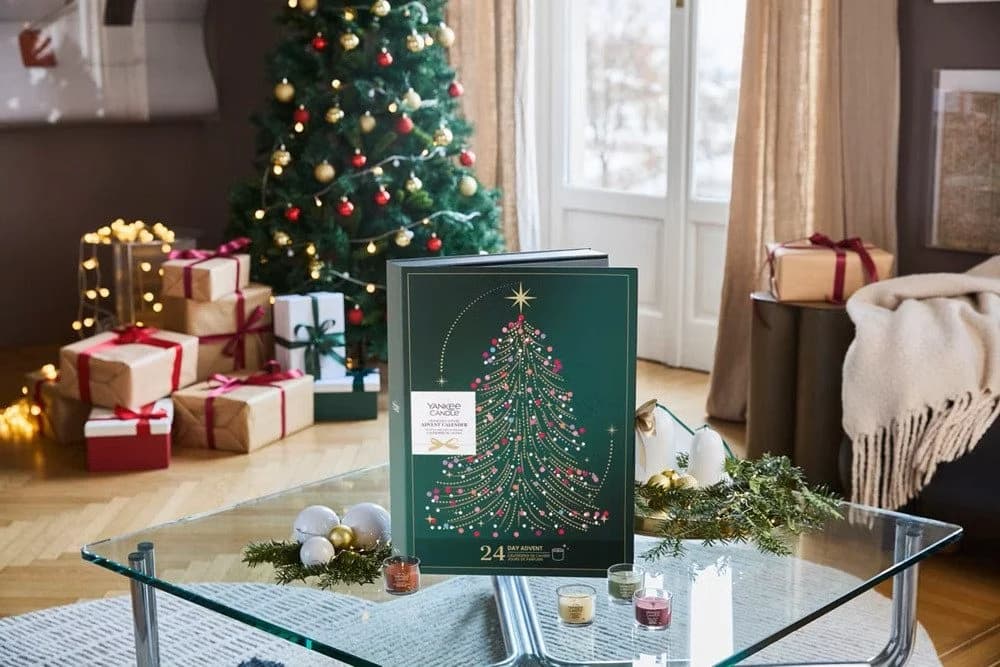 Yankee Candle Adventskalender 2026 mit 24 Mini-Kerzen in 12 Düften - Bild 4