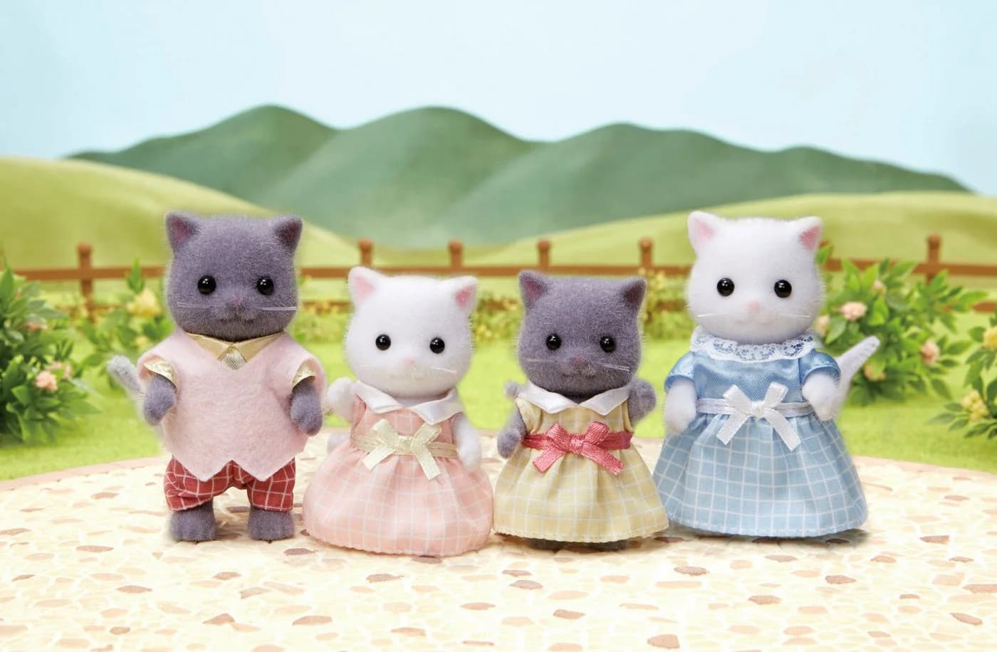 Sylvanian Families Perserkatzen Familie 4-tlg. Bunt Beweglich - Bild 4