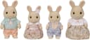 Sylvanian Families Milchhasen Familie 5706 - 4 Figuren Set mit Kleidung Bild 1
