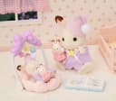 Sylvanian Families Schokoladenhasen Träumsüß Set mit Wiege & Handpuppe Bild 1