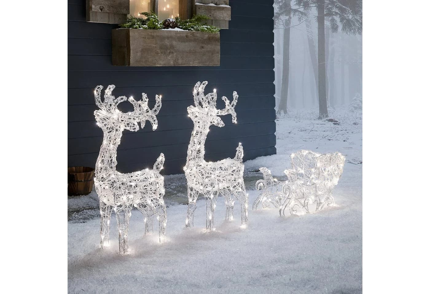 Lights4fun LED-Rentiere mit Schlitten Swinsty, Weihnachtsbeleuchtung