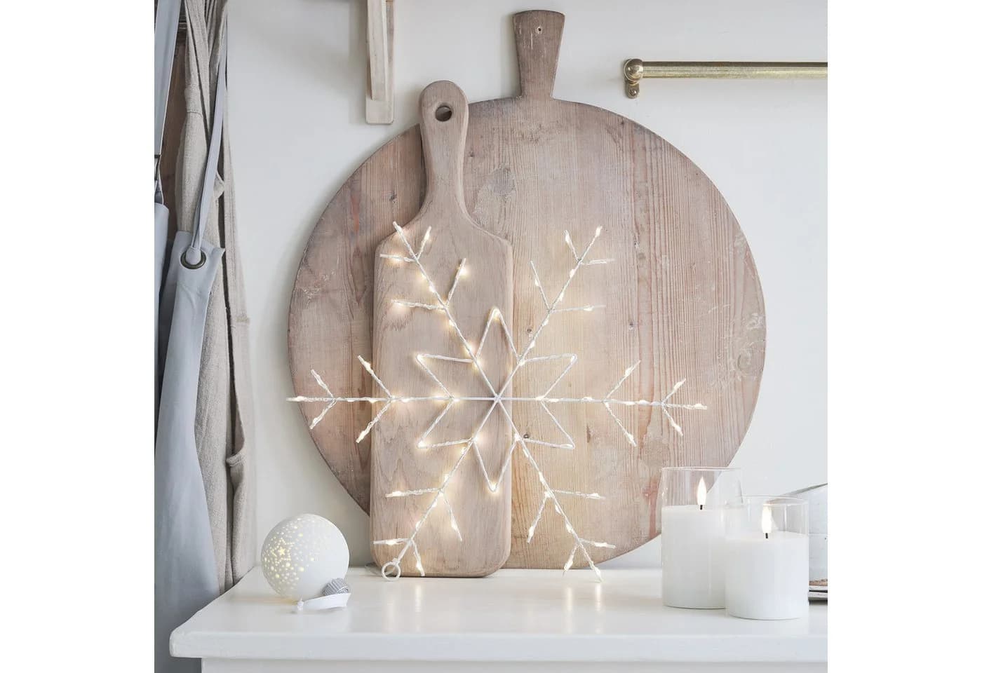 Lights4fun LED-Dekofigur Osby Schneeflocke 50cm - Bild 4