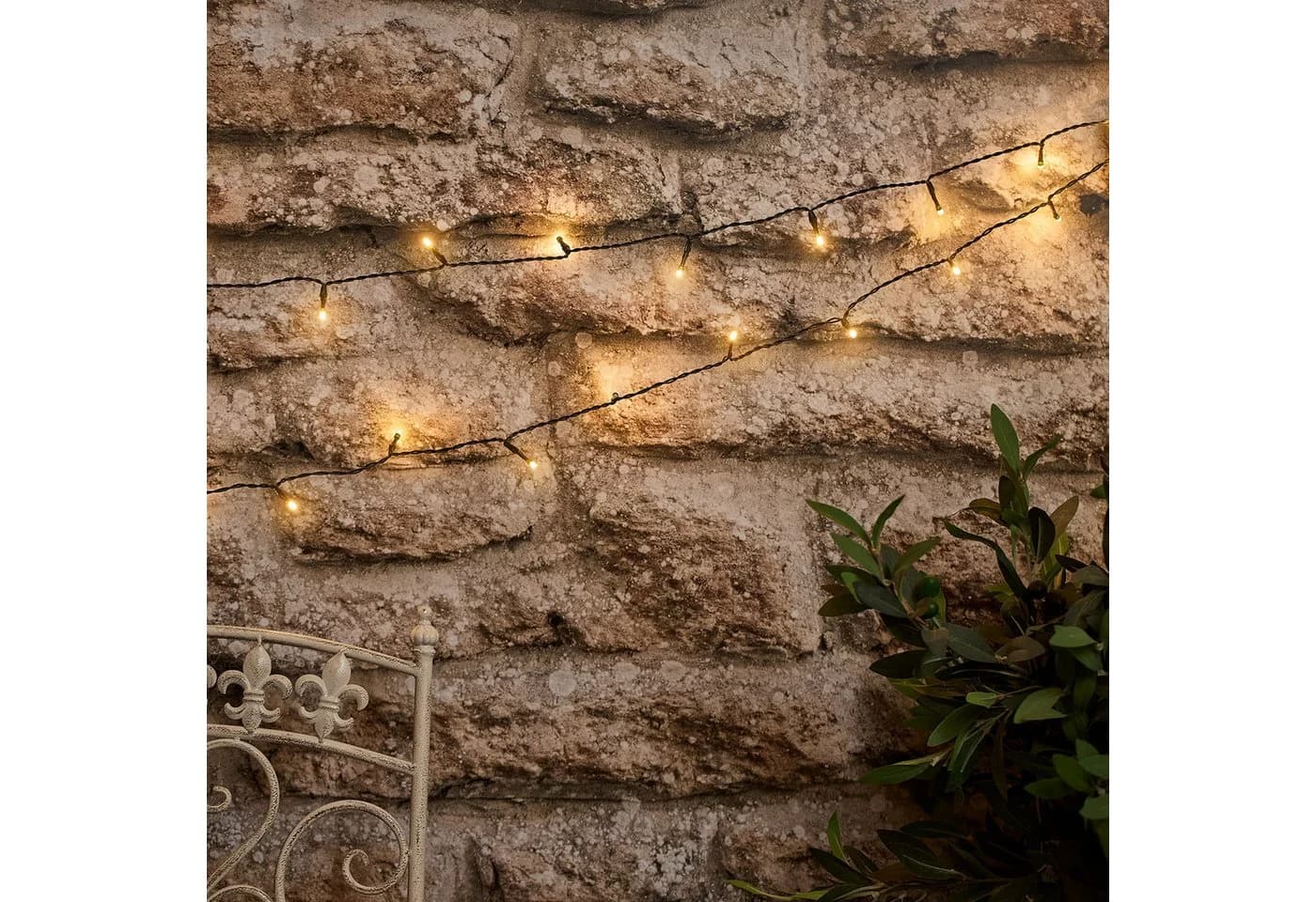 Lights4fun LED-Lichterkette 50er Solar warmweiß USB wiederaufladbar - Bild 2