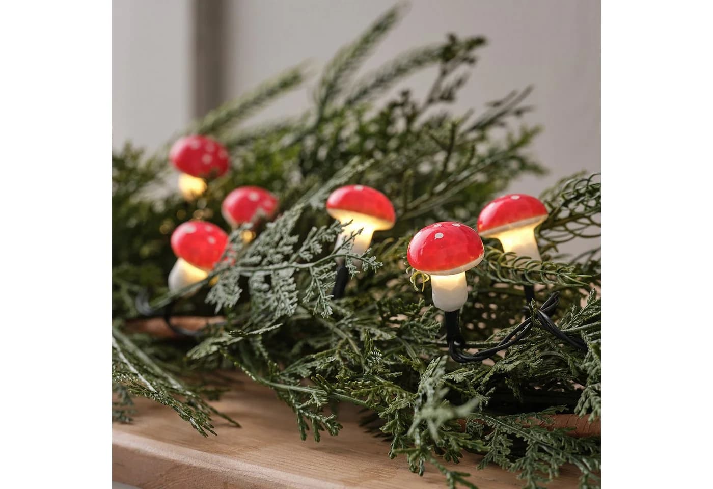 Lights4fun LED-Lichterkette 20er LED Fliegenpilze - Bild 2