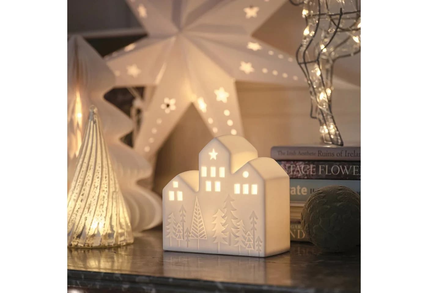 Lights4fun LED Dekolicht Keramik Weihnachtshaus Weiß - Bild 2
