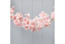 Lights4fun LED-Blumengirlande mit Timer in Pastellrosa Bild 4