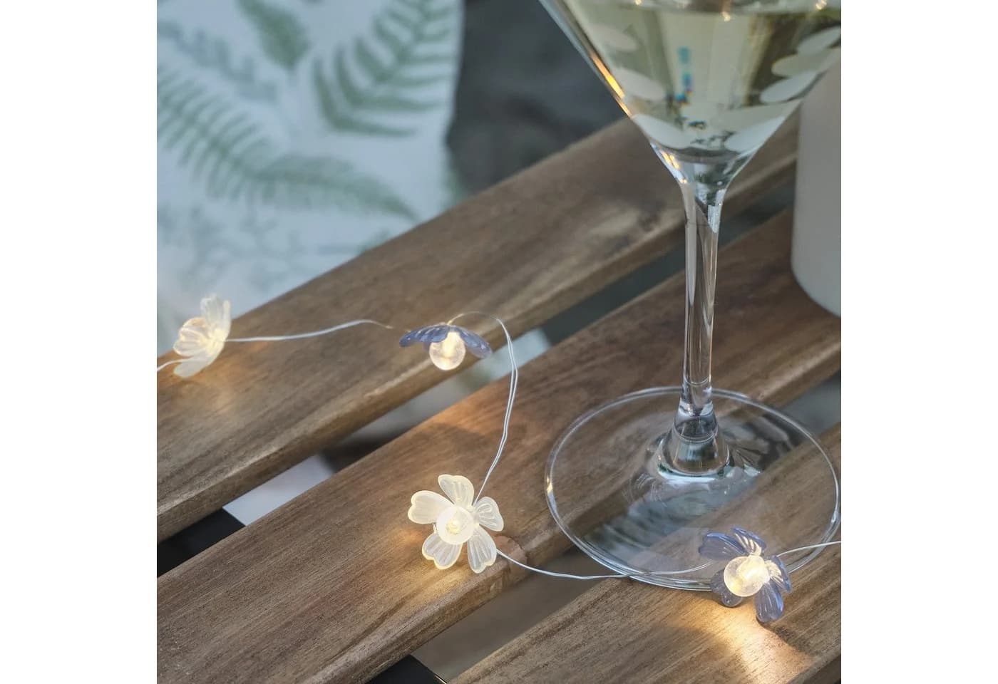 Lights4fun LED-Lichterkette Mikro-LED-Blumen Warmweiß mit Timer - Bild 4