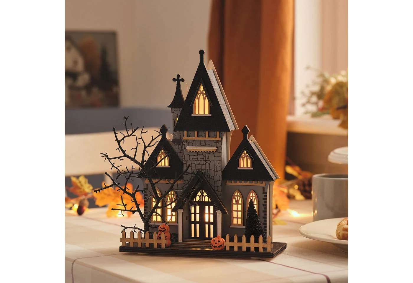 Lights4fun LED Halloween Haus aus Holz mit 6-Stunden-Timer - Bild 2