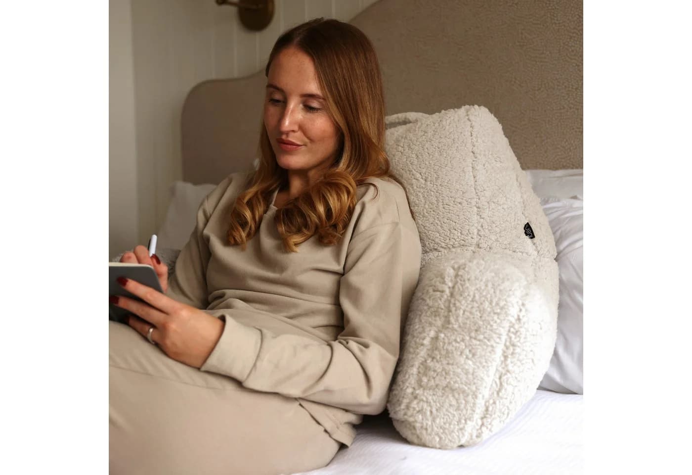 Icon Stützkissen Rückenlehne Lesekissen „Teddybär“ Weiß Teddyfleece