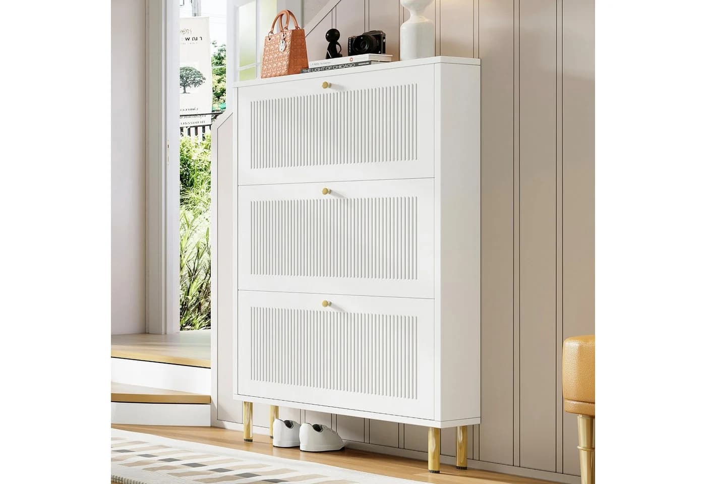 Flieks Schuhschrank mit 3 Klappen und goldenen Metallfüßen