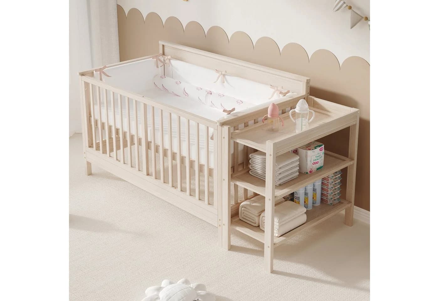 Flieks Babybett aus Kiefernholz höhenverstellbar mit Schutzzaun