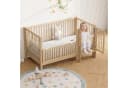 Merax Babybett aus Massivholz mit Schutzgeländer und Trittstufe Bild 1