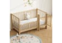 Merax Babybett aus Massivholz mit Schutzgeländer und Trittstufe Bild 5