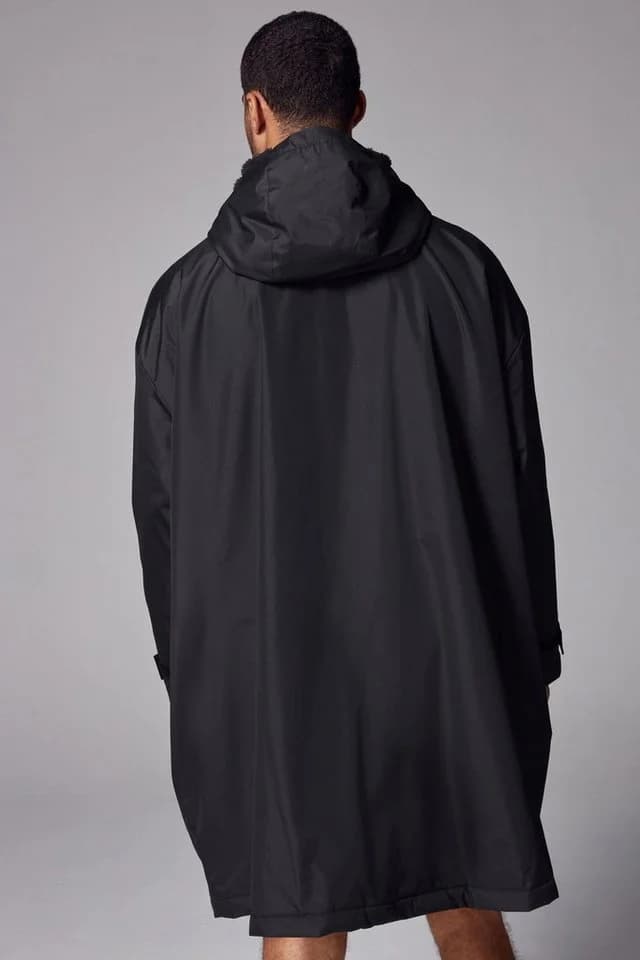 Next Badeponcho Umziehmantel Wärmemantel Schwarz Polyester Recycelt