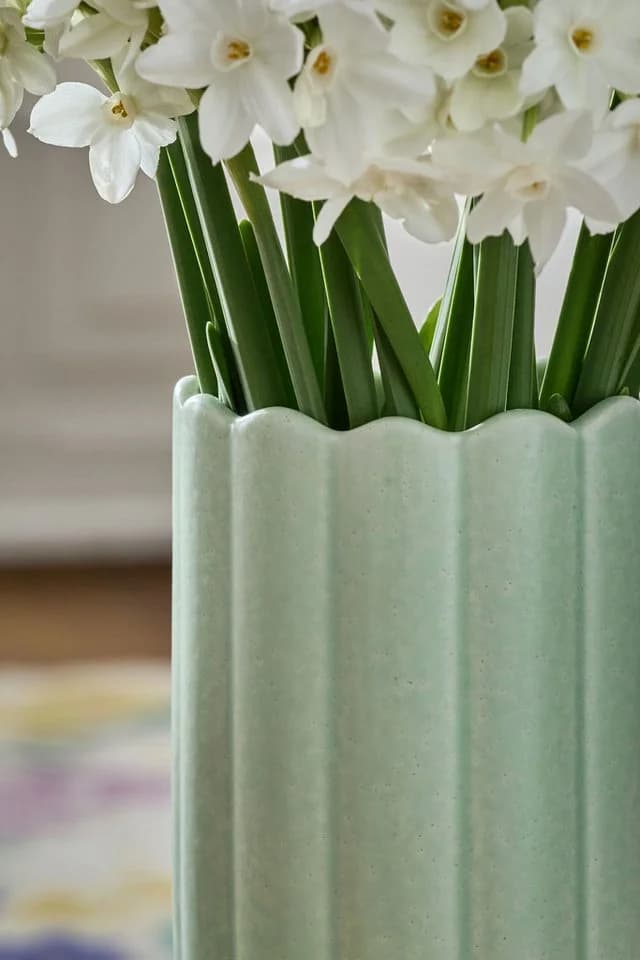 Next Dekovase Kleine Vase mit Bogenkante Steingut - Bild 3