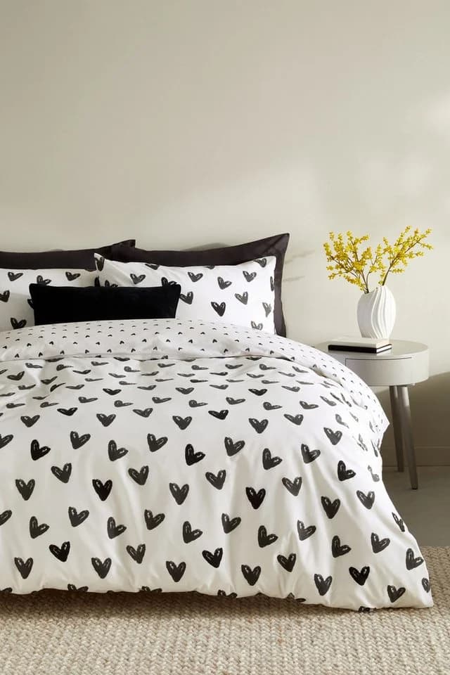 Next Bett-Set Wendbar mit Herzmotiv Schwarz/Weiß Baumwolle Polyester