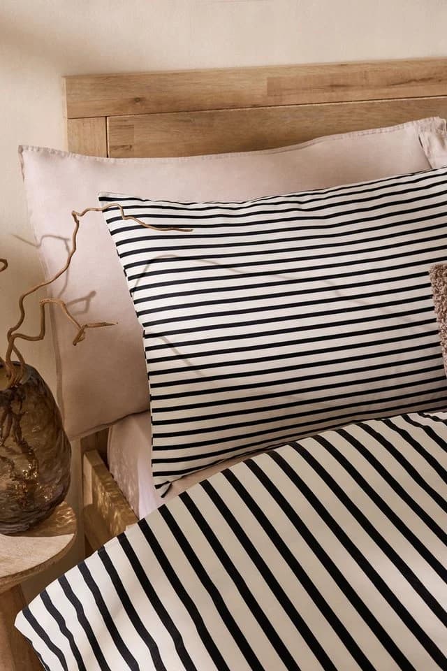 Next Bett-Set mit Bettbezug und Kissenbezug, Schwarz/Natural Slim Stripe