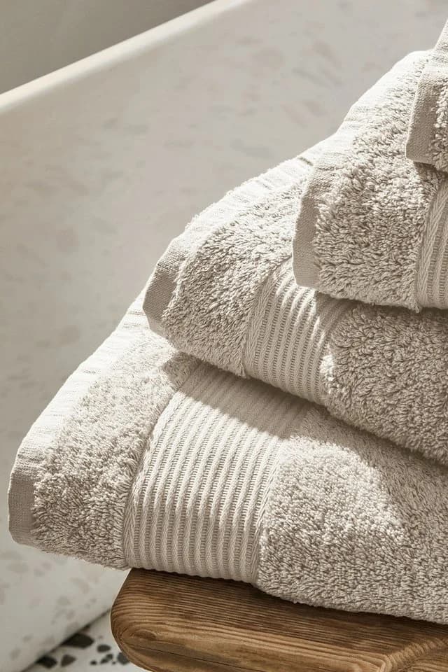 Next Handtuch aus ägyptischer Baumwolle