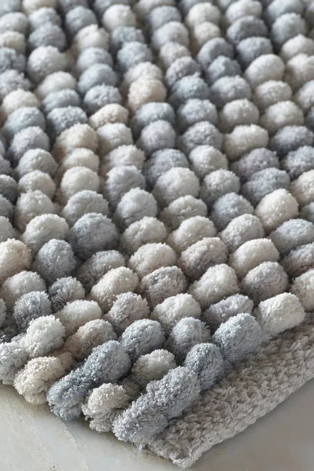 Next Badematte mit riesigen Noppen Grau Marl Polyester Baumwolle