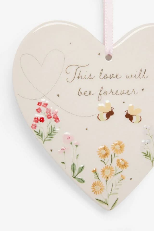 Next Wanddeko Florales Schild „Love“ mit Biene Keramik Beige - Bild 4