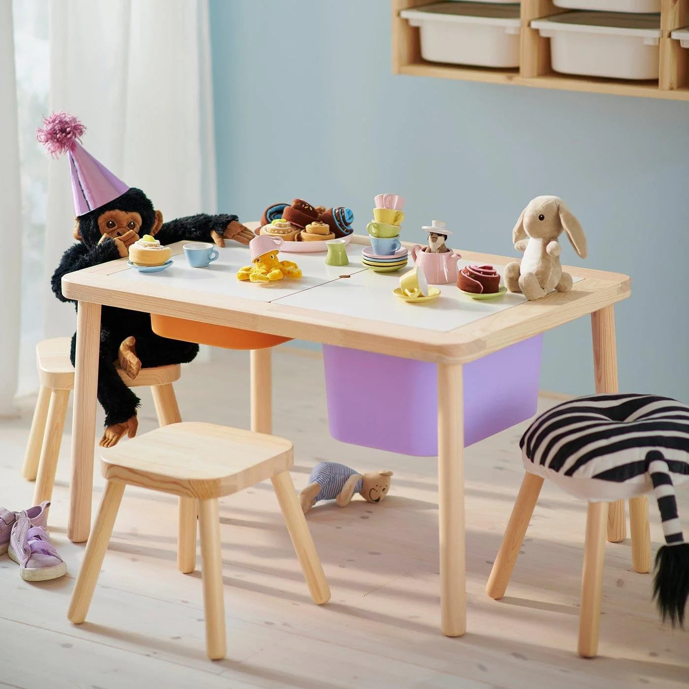 IKEA FLISAT Kindertisch Weiß