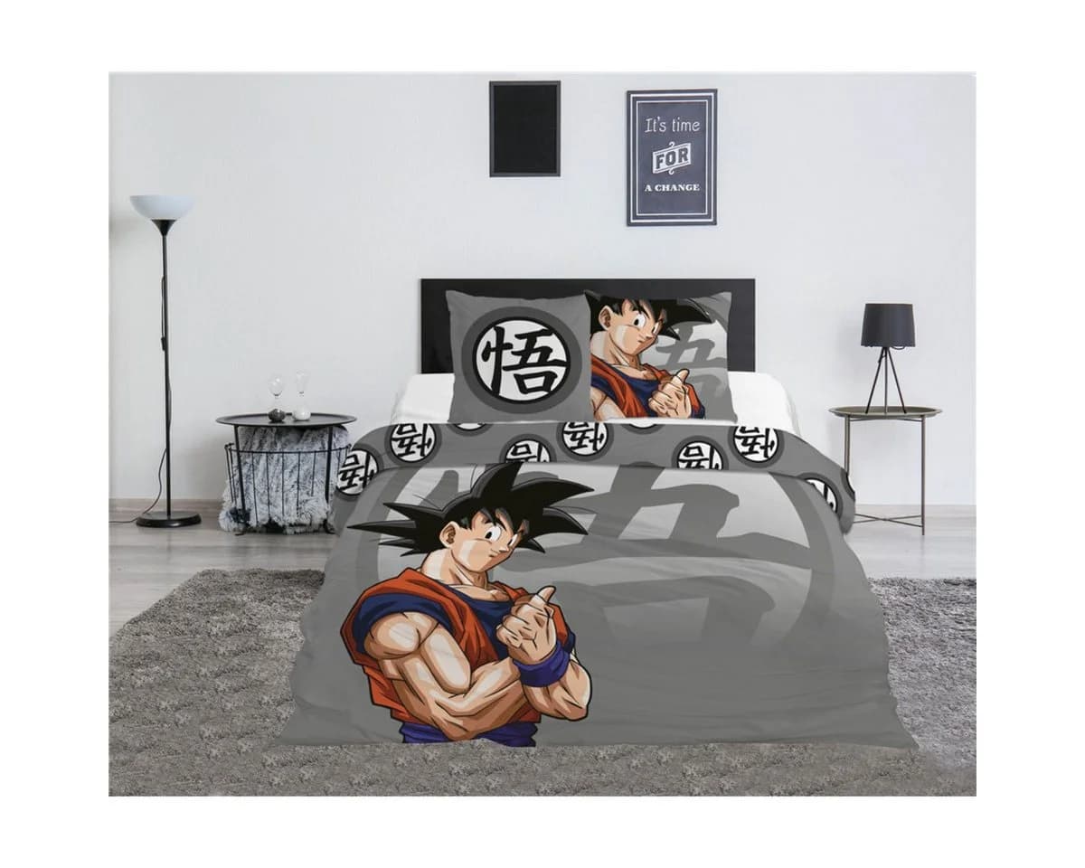 Aymax sprl Bettwäsche Dragon Ball Z Set Polycotton 240x220 cm + 2 Kissen