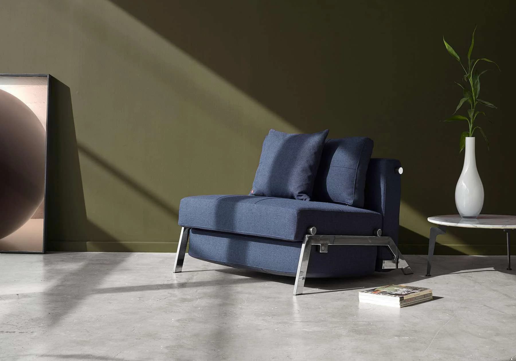 Innovation Living CUBED Schlafsessel Blau mit Chrom-Füßen