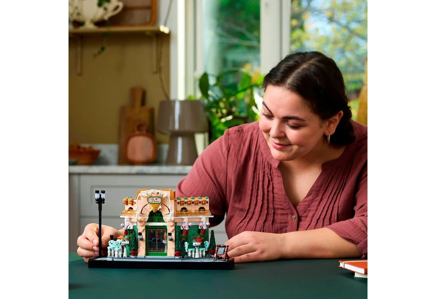 LEGO Icons Französisches Café 10362 Bauset 1101 Teile Bunt